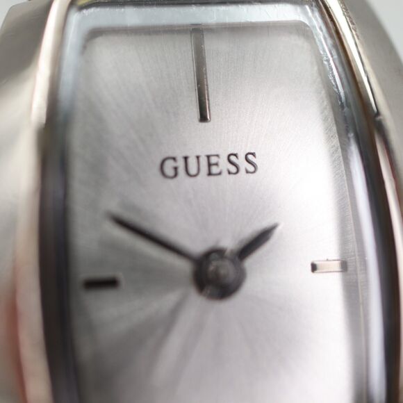 Guess Ladies Watch Silver Tone 18mm Stainless Steel Bracelet with New Battery - Picture 7 of 14